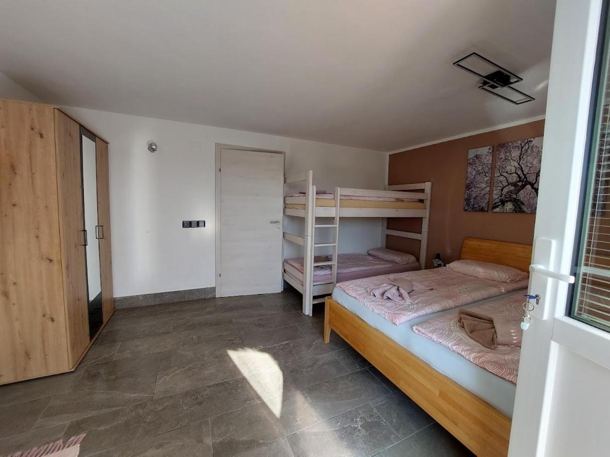 Apartma Zirovnik Cerklje na Gorenjskem Extérieur photo